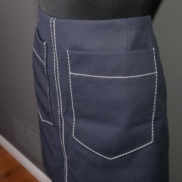 NWT Chloe Navy Blue Contrast Stitch Mini Skirt Sz 10 - Picture 4 of 7